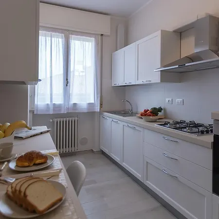 St. Vitale's Basilic View Elegant Apartmán