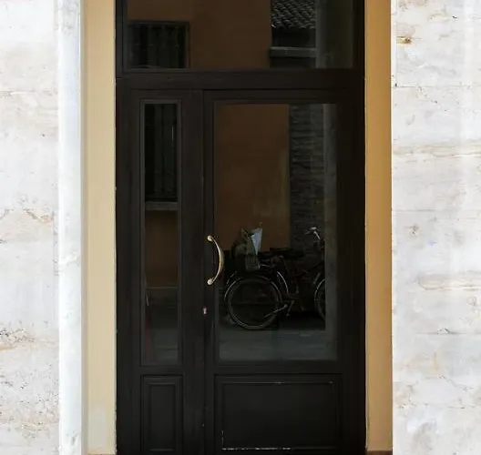 St. Vitale's Basilic View Elegant * Rávena