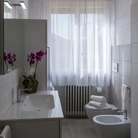 Appartement St. Vitale's Basilic View Elegant *