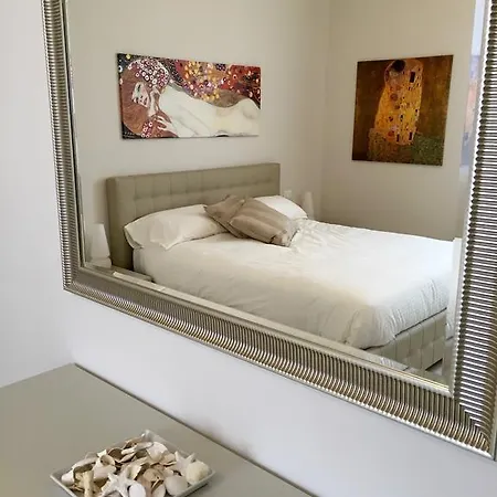 St. Vitale's Basilic View Elegant アパート ラヴェンナ